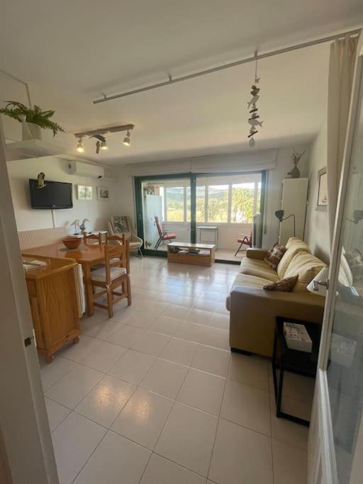 Apartamento Con Piscina En Llança Zewnętrze zdjęcie